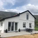 Feriehus Vikendica Bruse Jaklici