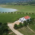 Feriehus Vikendica Bruse *
