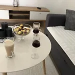 Vikendica Bruse Feriehus Jaklici