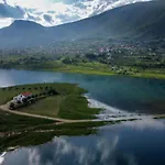 Vikendica Bruse Holiday home
