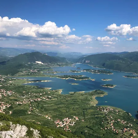 Vikendica Bruse Jaklici