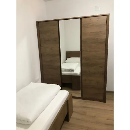 Vikendica Bruse Jaklici