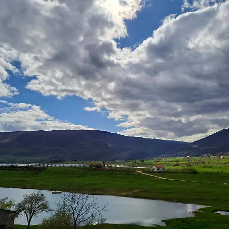 Vikendica Bruse Jaklici