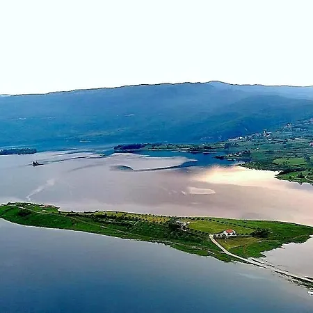 Vikendica Bruse * Jaklici