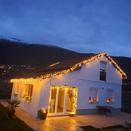 Nyaraló Vikendica Bruse