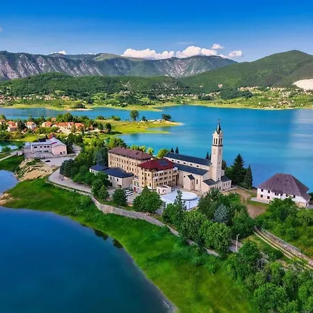 Vikendica Bruse 別荘 Jaklici