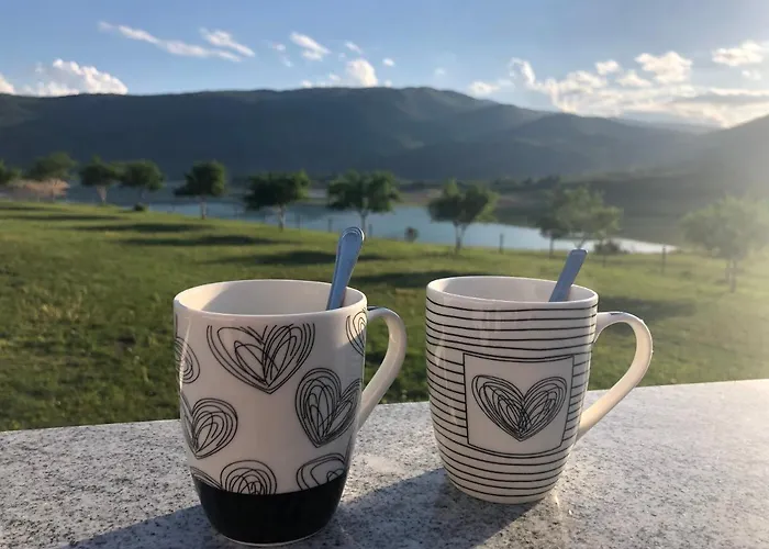 בית נופש Vikendica Bruse Jaklici