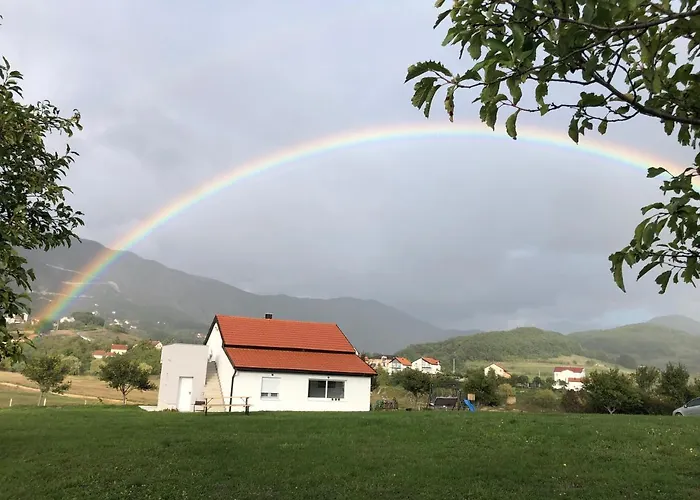 בית נופש Vikendica Bruse