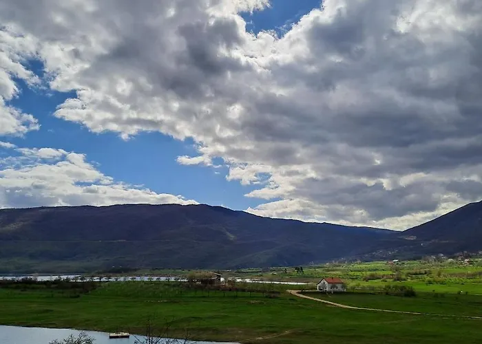 Vikendica Bruse Jaklici